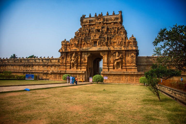Architectures of Brihadeshwara Temple