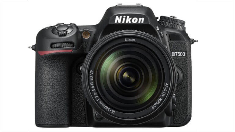 Nikon D7500