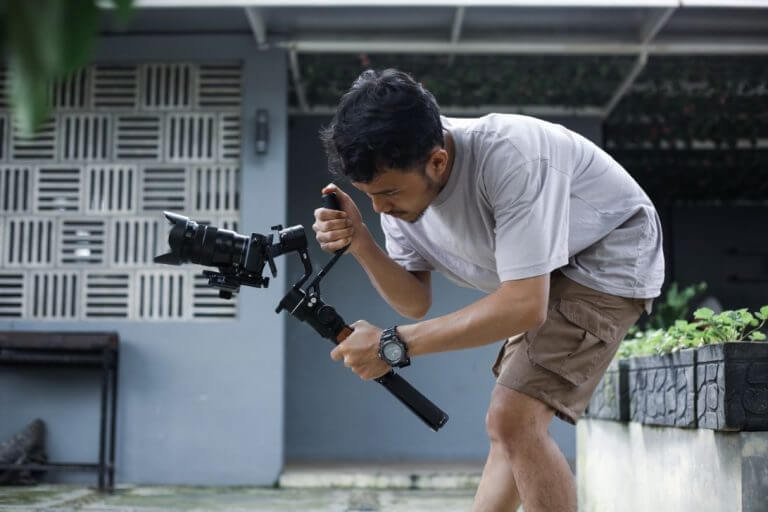 What is Image Stabilization? What is a IBIS in Camera? What is a Gimbal?