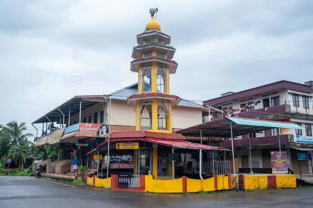 sree-narayana-guru-mandir-manal-mattakkara